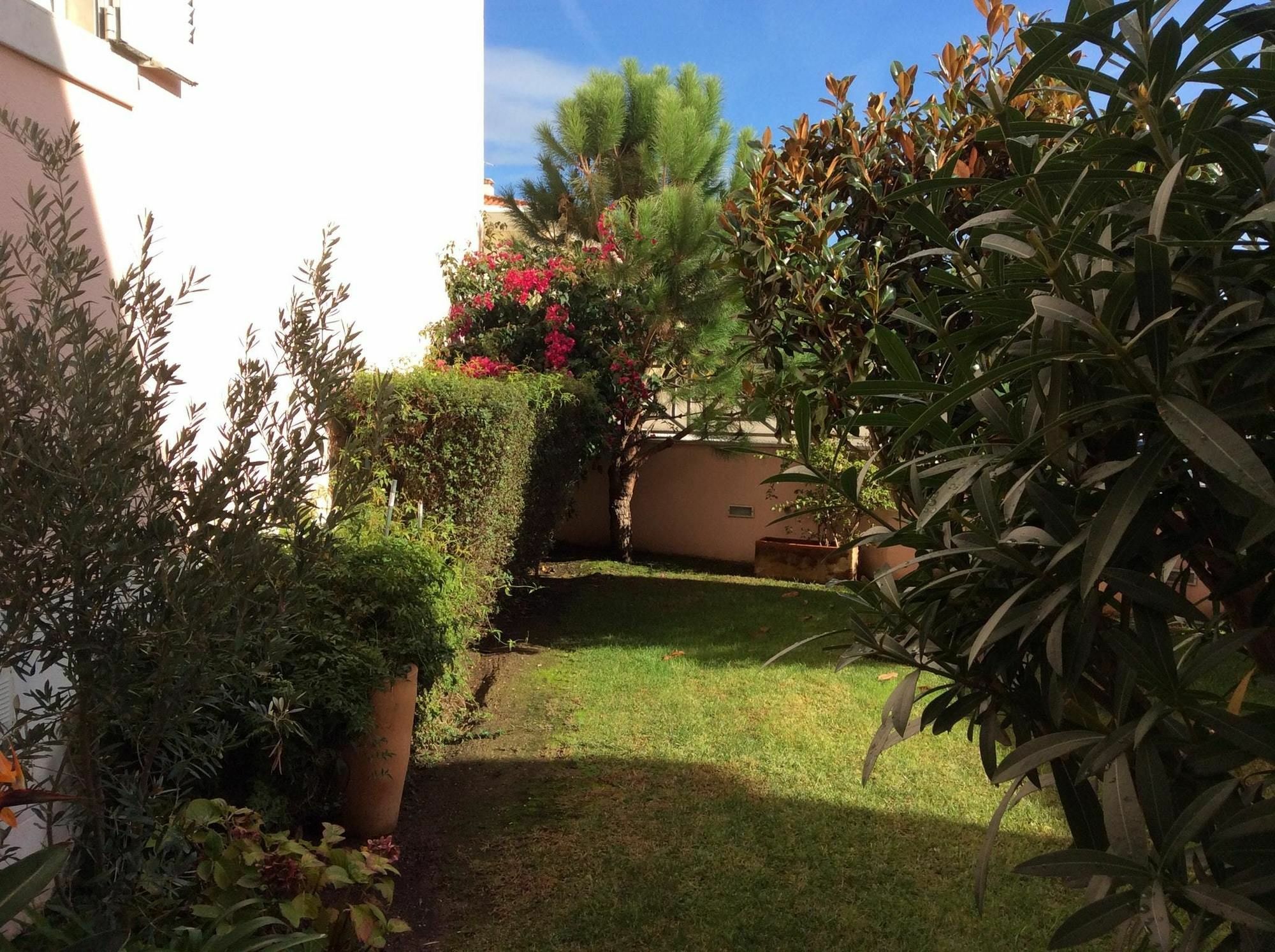 Apartment With 2 Bedrooms In Cascais, With Private Pool, Furnished Gar Екстер'єр фото